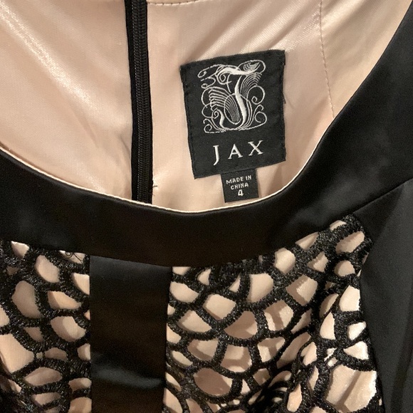 JAX satin cream & black cocktail dress - Picture 3 of 5